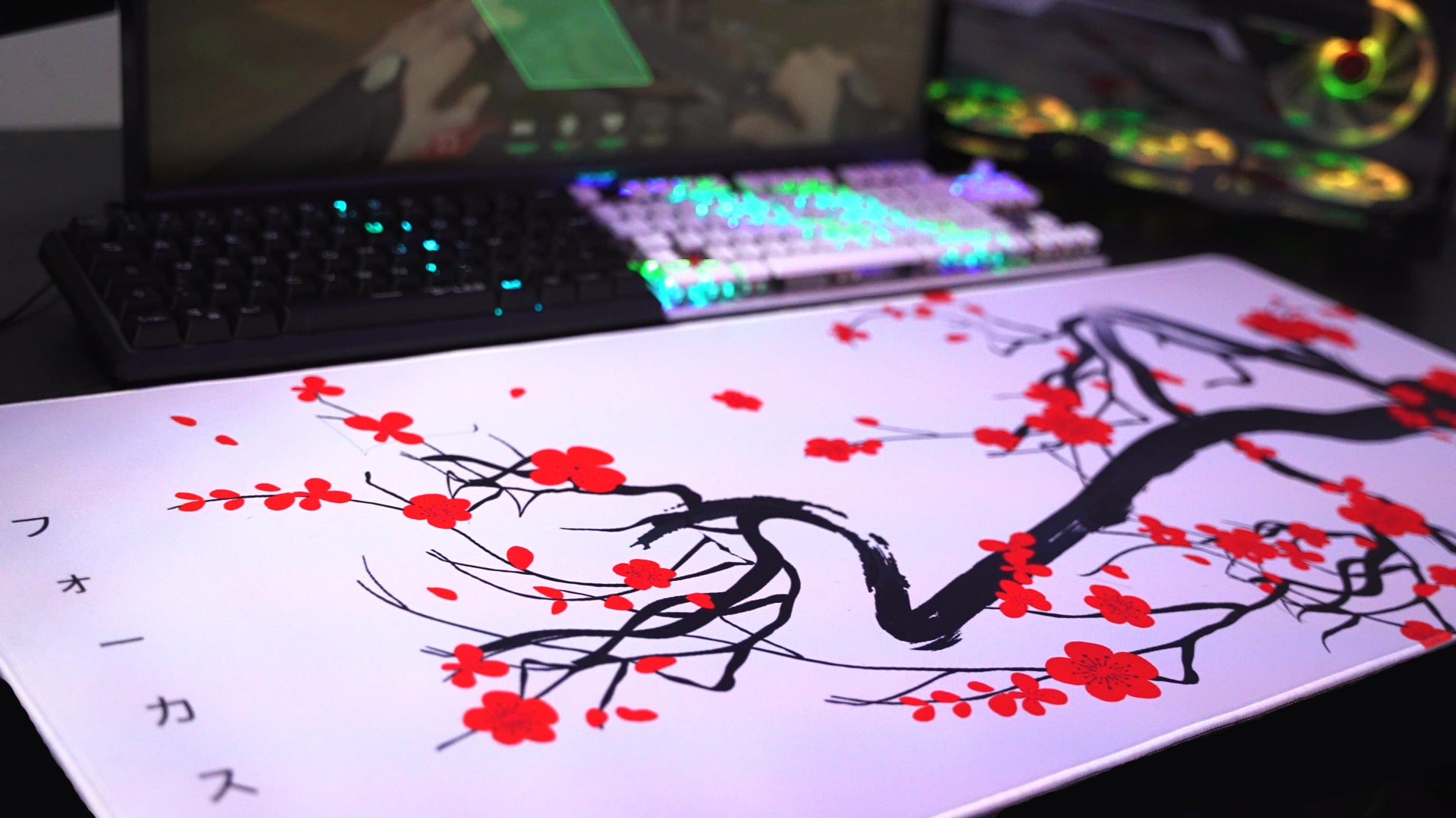 Tapis de souris SAKURA très haute performance - FOCUS